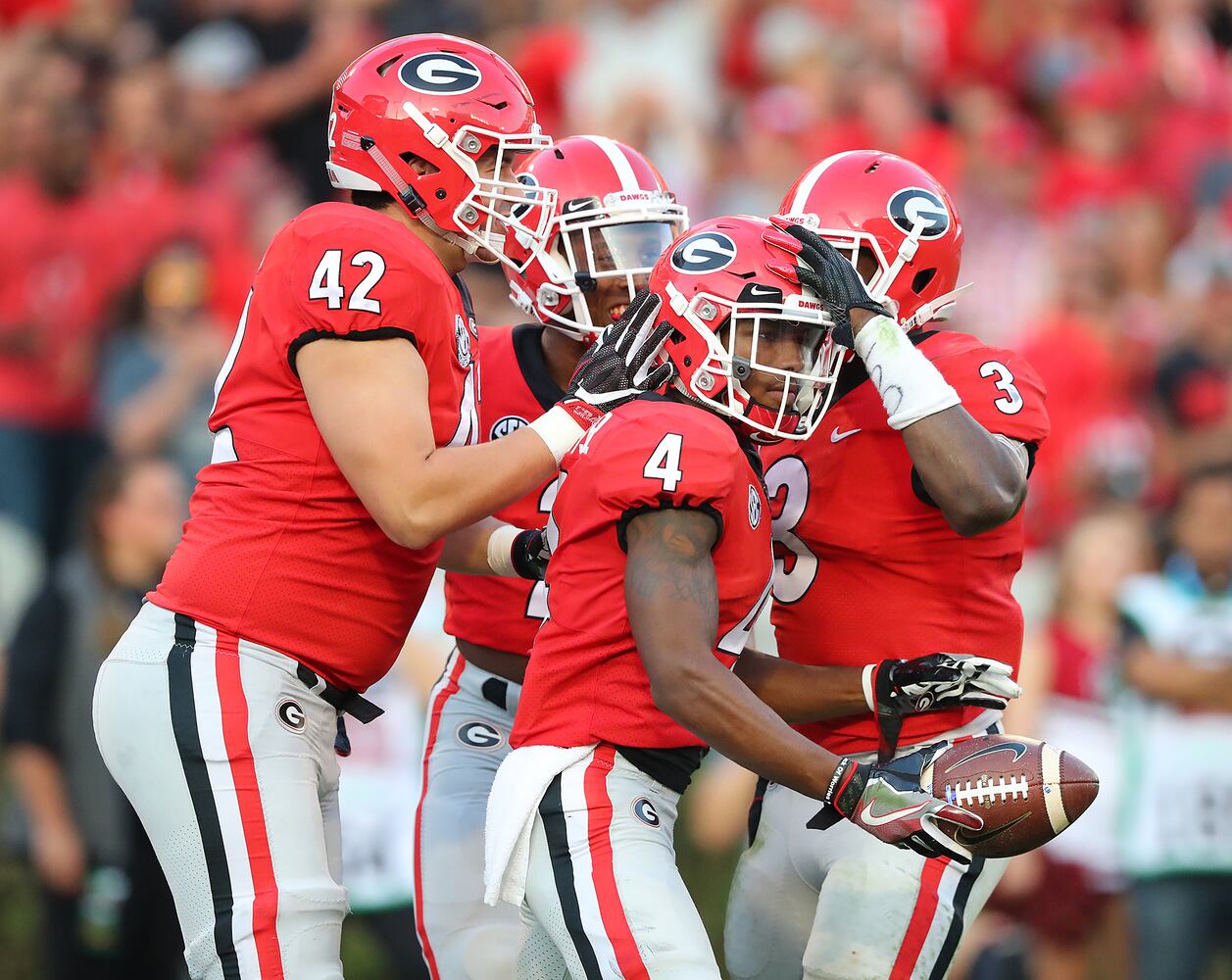 Photos: Bulldogs outlast South Carolina, improve to 9-0