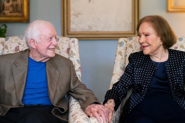 
(file photo) — Former President Jimmy Carter and his wife, Rosalynn Carter, at home in Plains, Ga. on June 25, 2021. (Erin Schaff/The New York Times)
                      