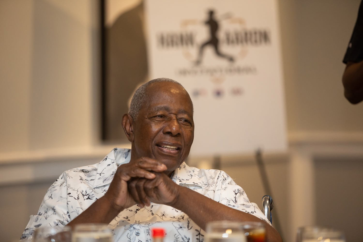 Photos: Hank Aaron shares wisdom, experiences with young athletes