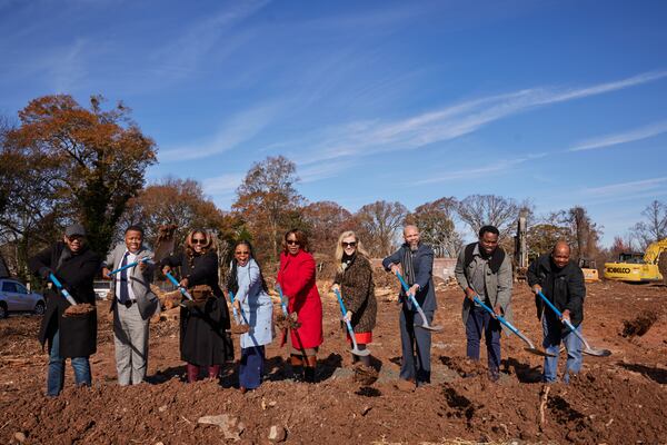 Image from the 2022 Groundbreaking ceremony for Avenue at Oakland City. Photo credit: Erin Sintos via Beltline.org.