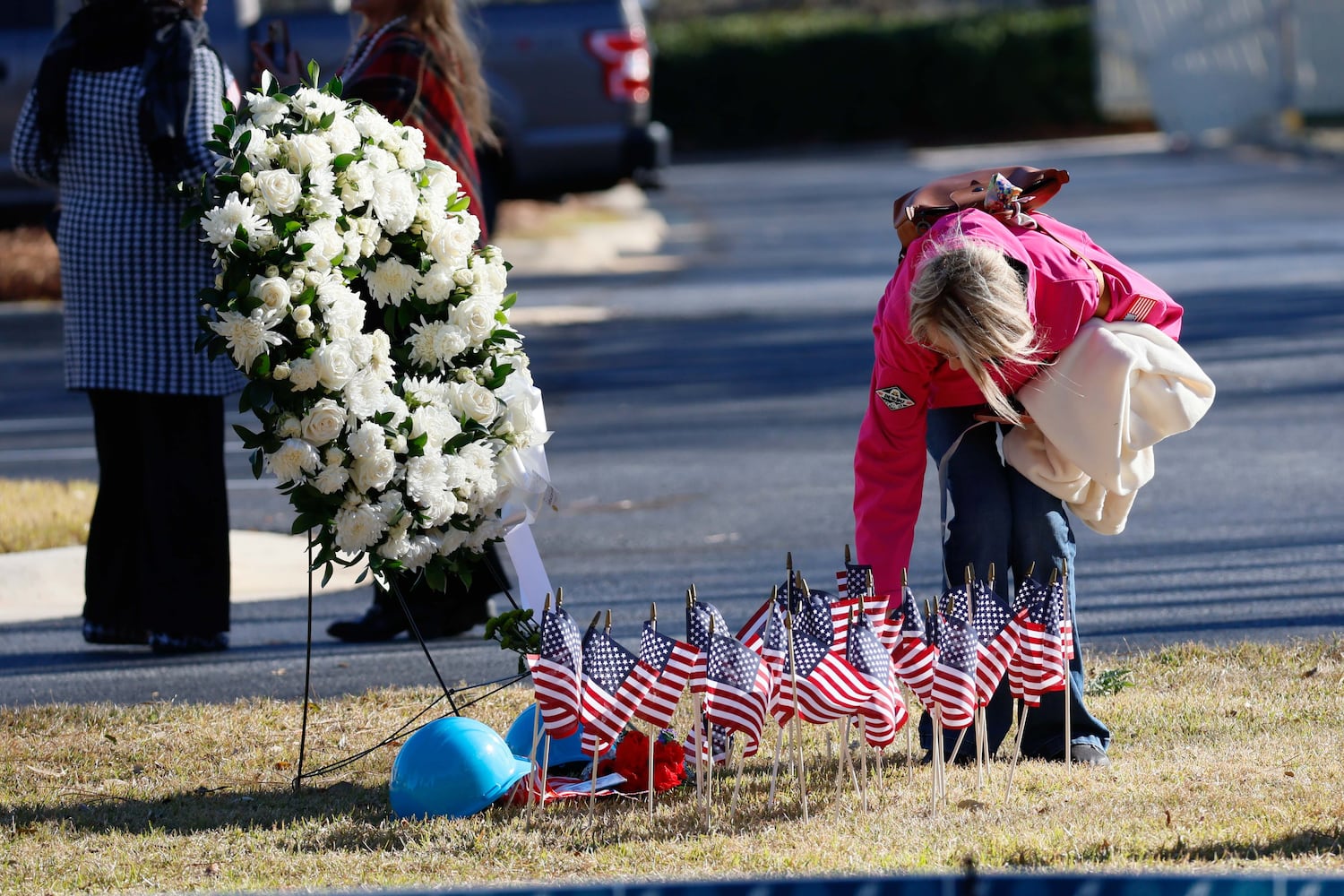 Carter funeral services begin 