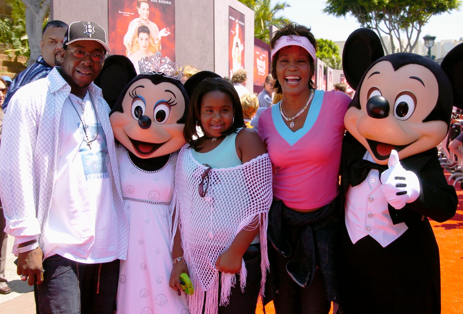 Stars get goofy at Disneyland