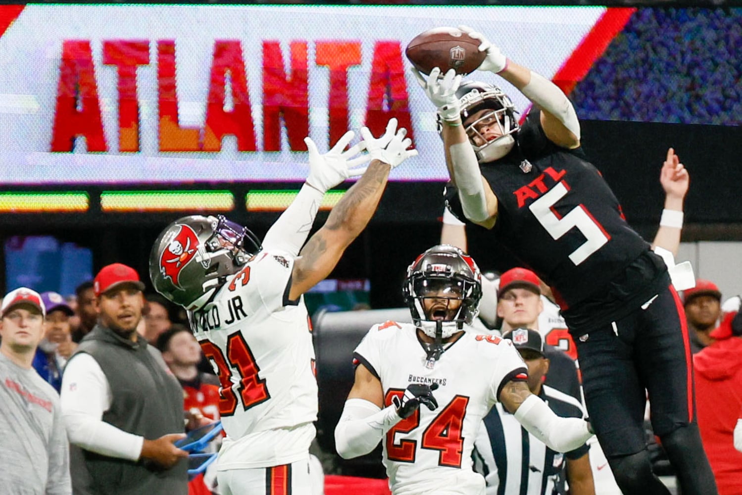 Atlanta Falcons vs Tampa Bay Buccaneers