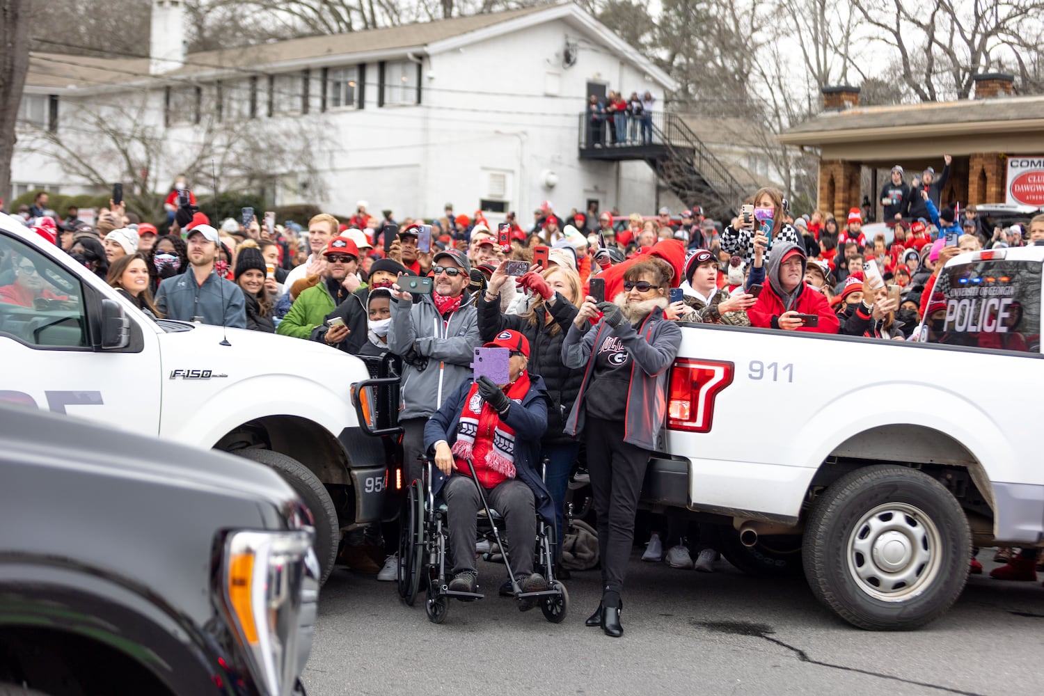 Fans line the street during the UGA National Championship Celebration Parade in Athens, GA., on Saturday, January 15, 2022. (Photo/ Jenn Finch)