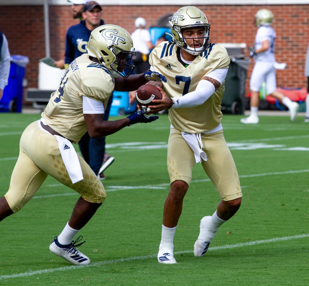 Photos: Fan day at Georgia Tech