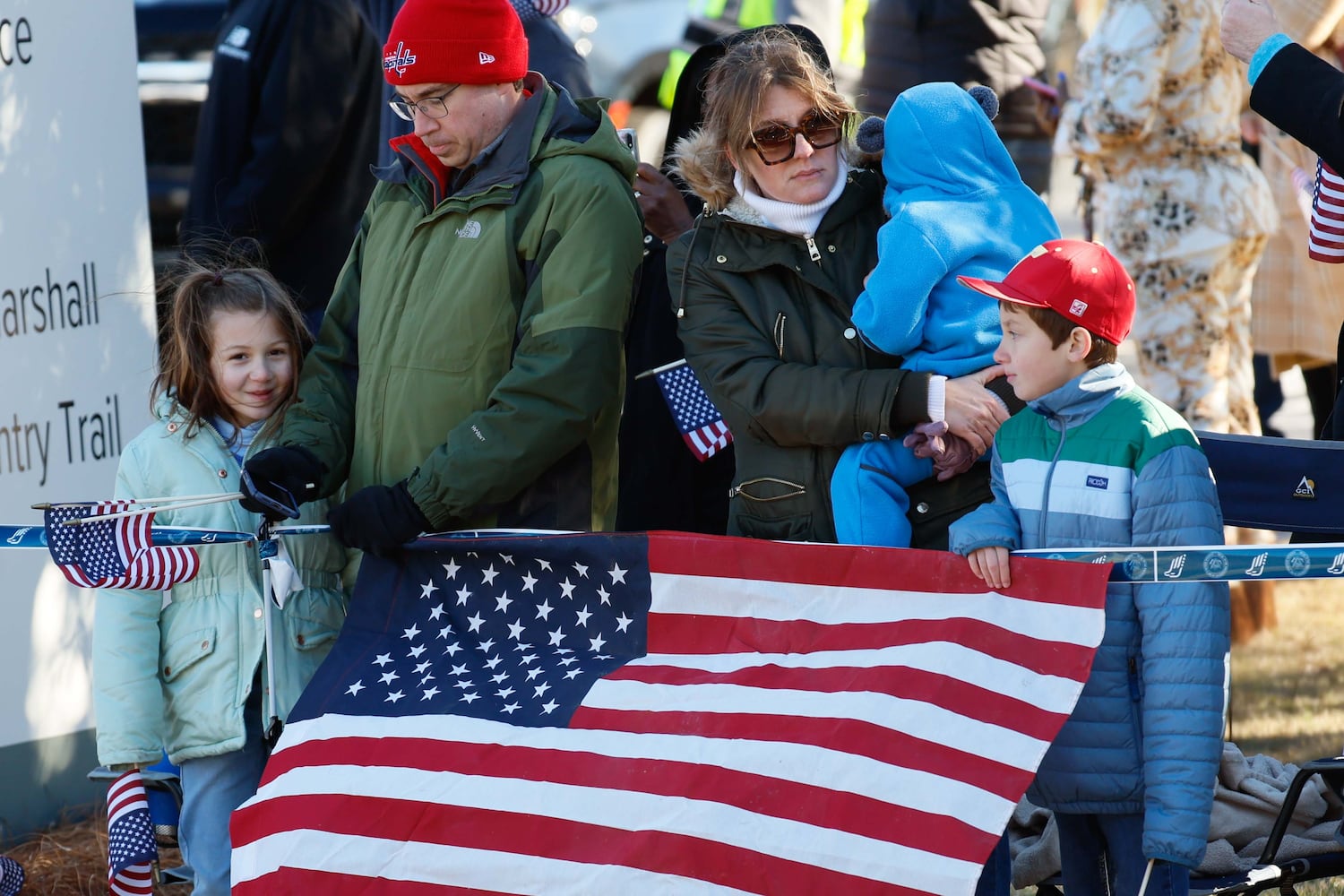 Carter funeral services begin 