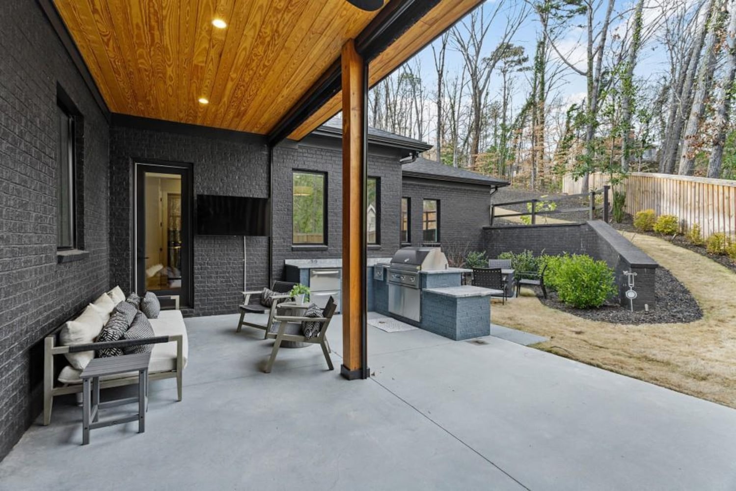 Stunning hilltop home near Chattahoochee River lists for $2.15M