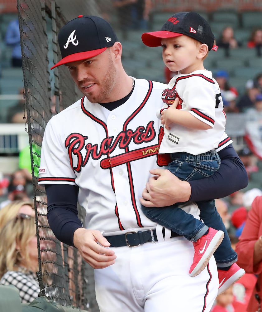 Photos: Braves host the Chicago Cubs