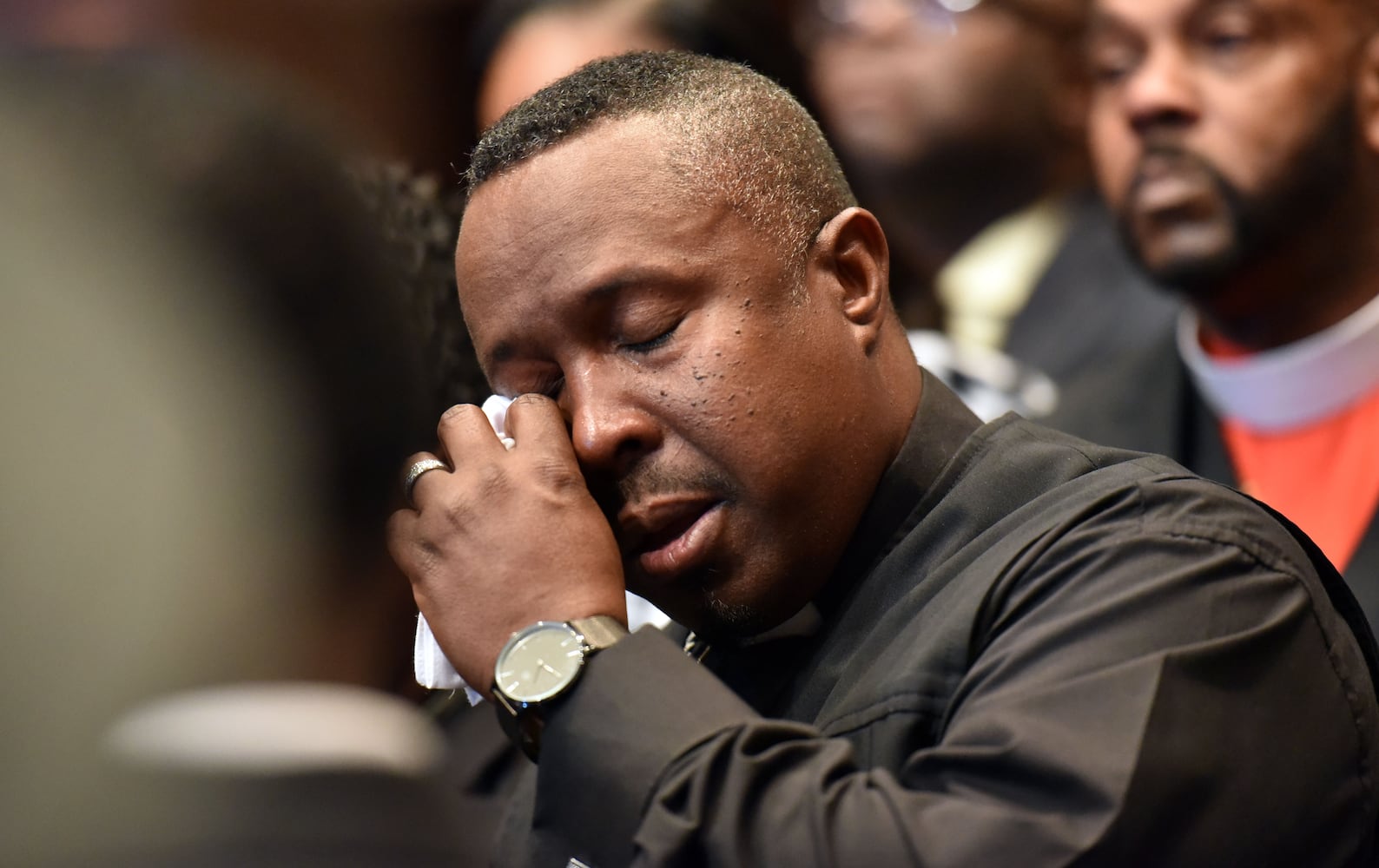 Mourners gather for Bishop Eddie Long's funeral service