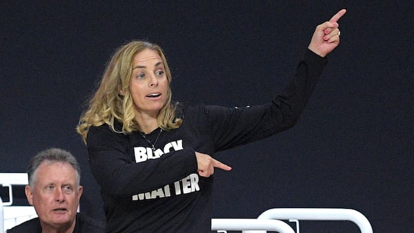 Atlanta Dream head coach Nicki Collen calls out instructions during the first half of a WNBA game against the Dallas Wings, Sunday, July 26, 2020, in Bradenton, Fla. (Phelan M. Ebenhack/AP)