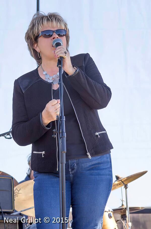 EG Kight belts out a blues number at the Skydog Music Festival.
(Courtesy of Neil Grillot)