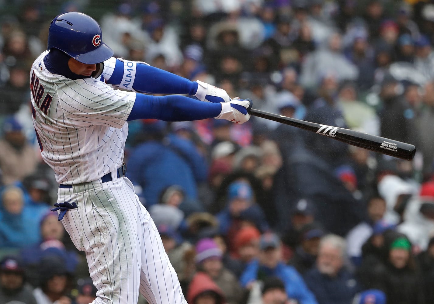 Photos: Braves battle the Cubs in cold Chicago