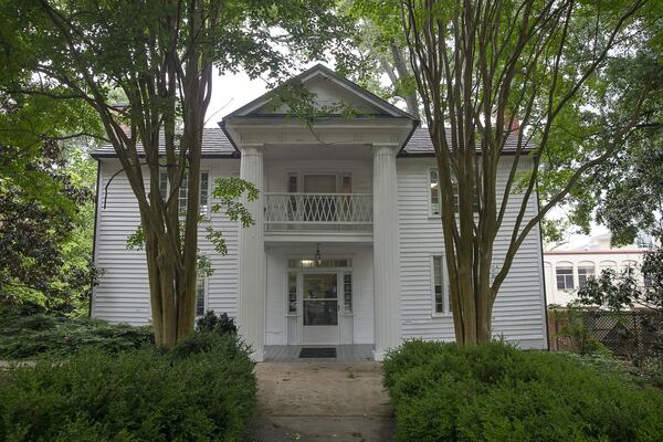 The exterior of the Bonner House at the University of West Georgia’s main campus in Carrollton. Once the home of a large slaveholder, it now serves as the university’s welcome center. (ALYSSA POINTER/ALYSSA.POINTER@AJC.COM)