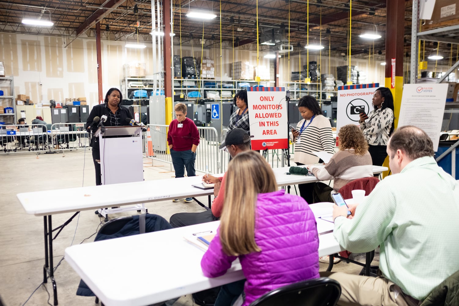 Nadine Williams, interim director of registration and elections for Fulton County, briefs journalists just after the close of polls Tuesday, Dec. 6, 2022.  Ben Gray for the Atlanta Journal-Constitution