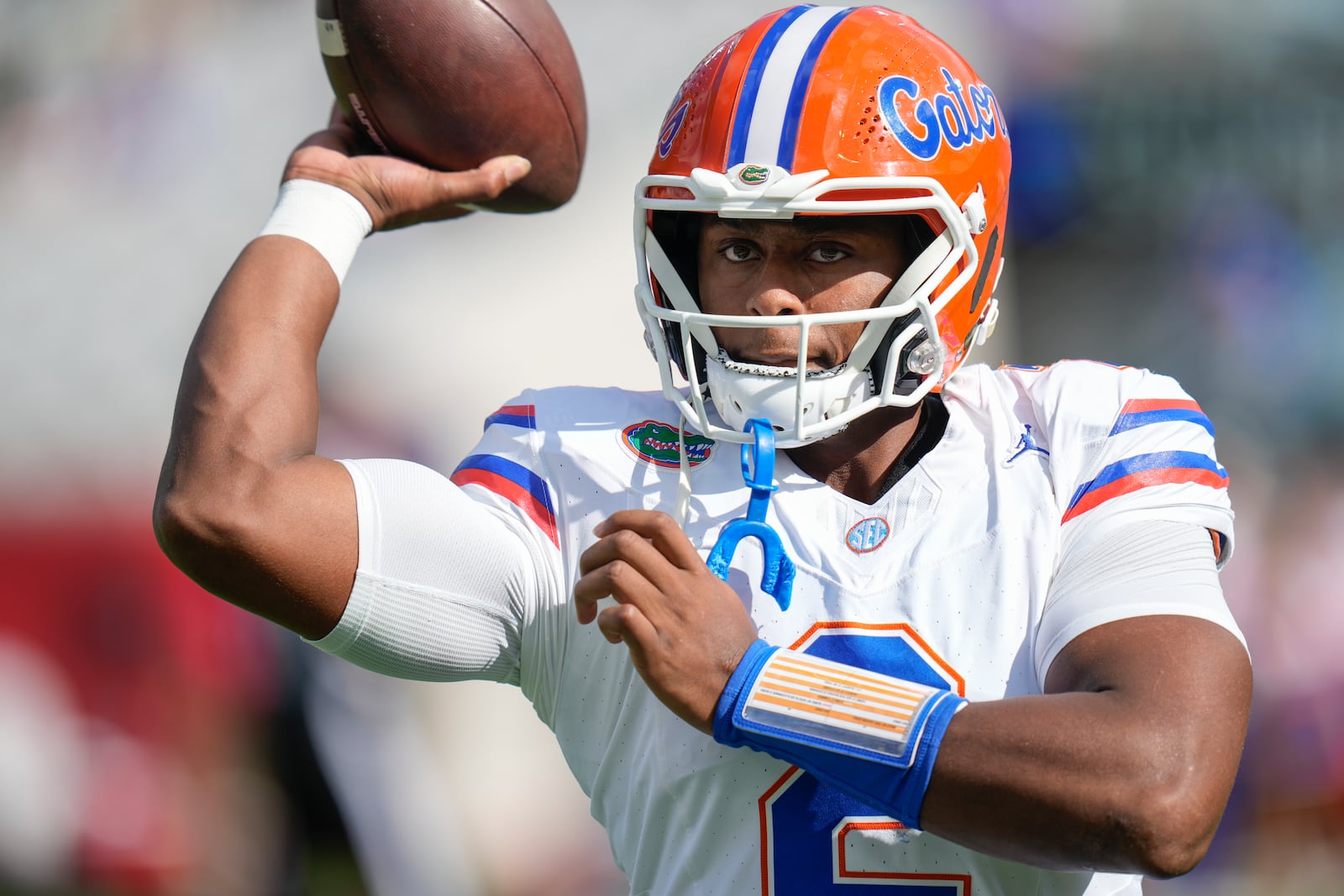 Florida quarterback DJ Lagway warms up before an NCAA college football game against Georgia, Saturday, Nov. 2, 2024, in Jacksonville, Fla. (AP Photo/John Raoux)