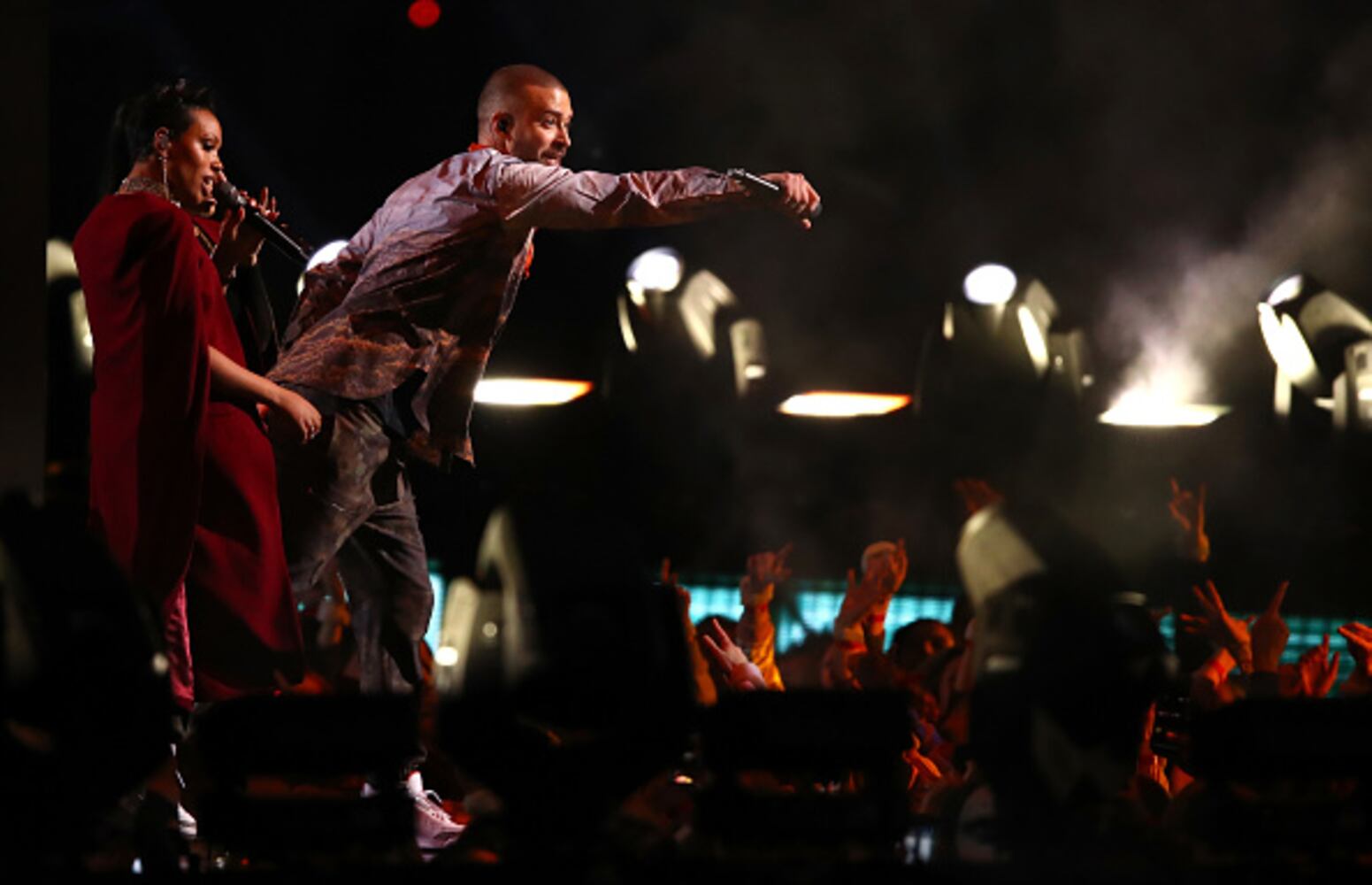 Photos: Justin Timberlake performs at Super Bowl 2018 Halftime