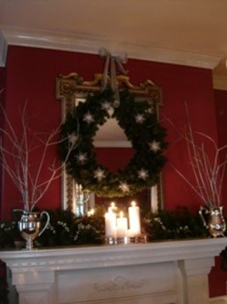 HGTV's holiday decorating tips