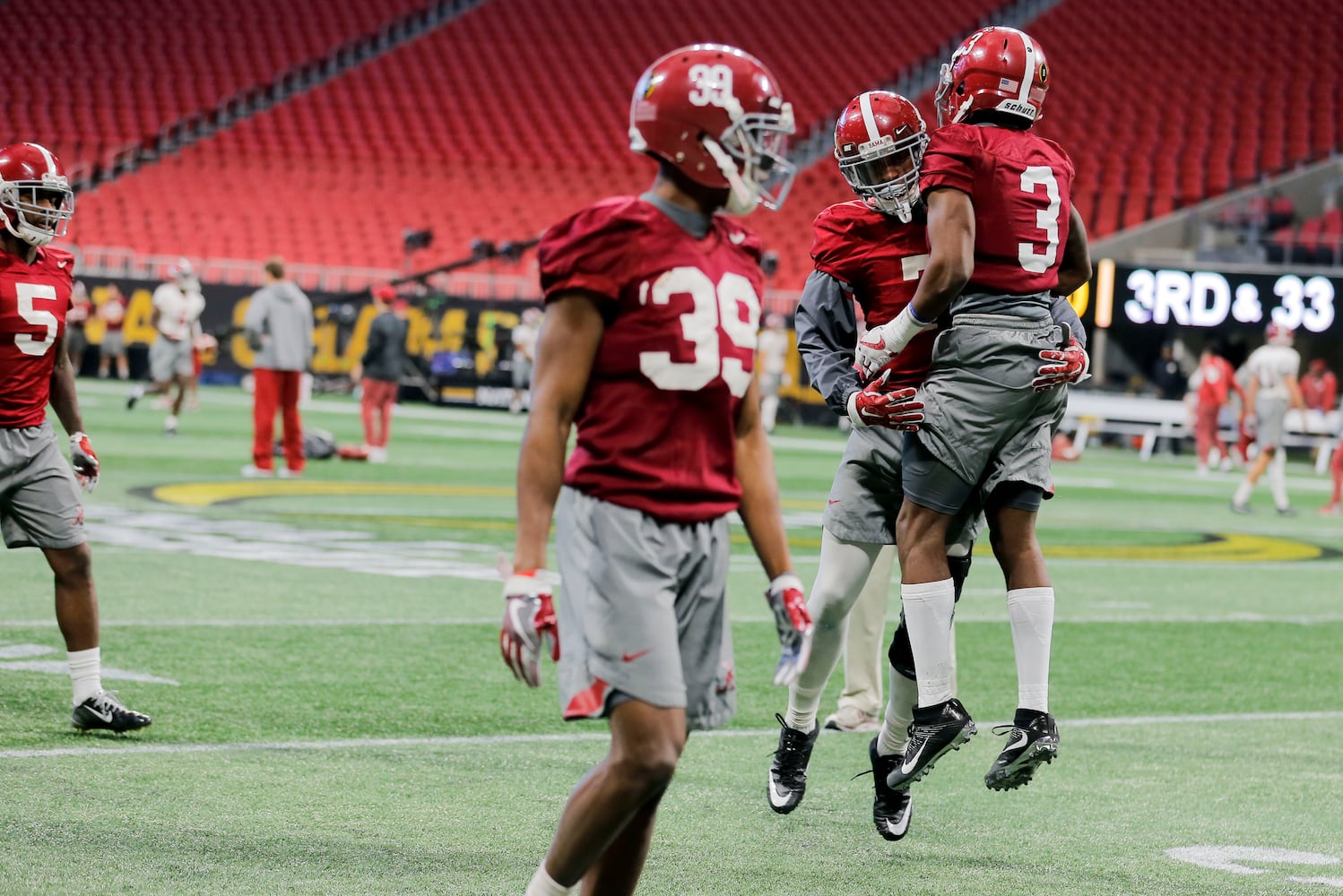 Photos: The scene as Georgia, Alabama prepare for national title game