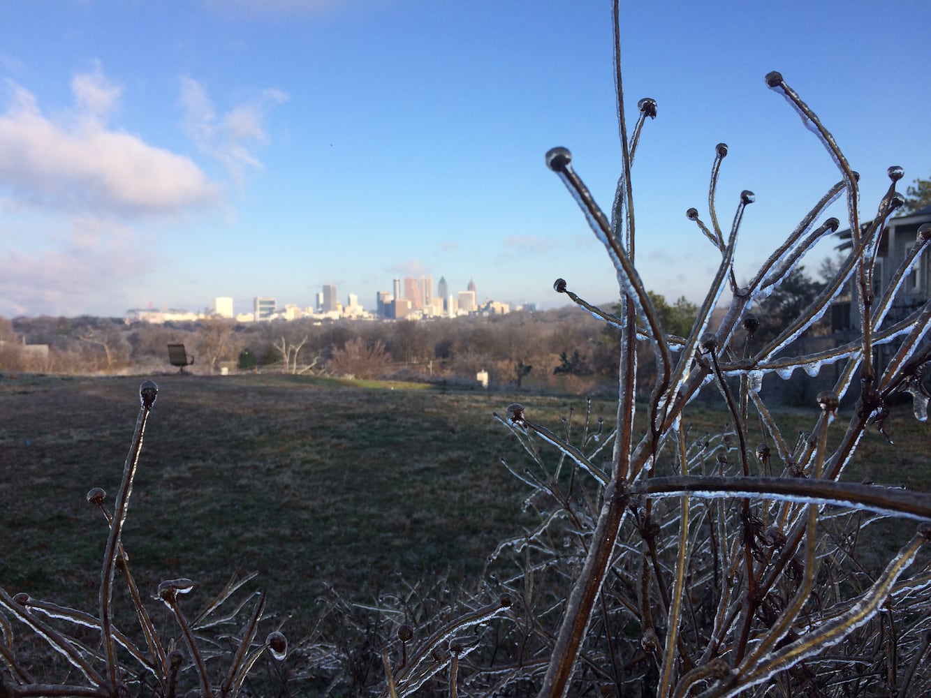 Snow and ice hit Atlanta