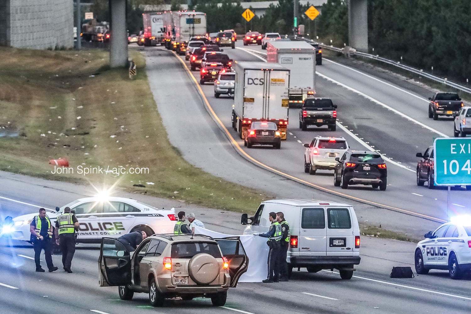 Deadly pedestrian crash on I-85 in Gwinnett County