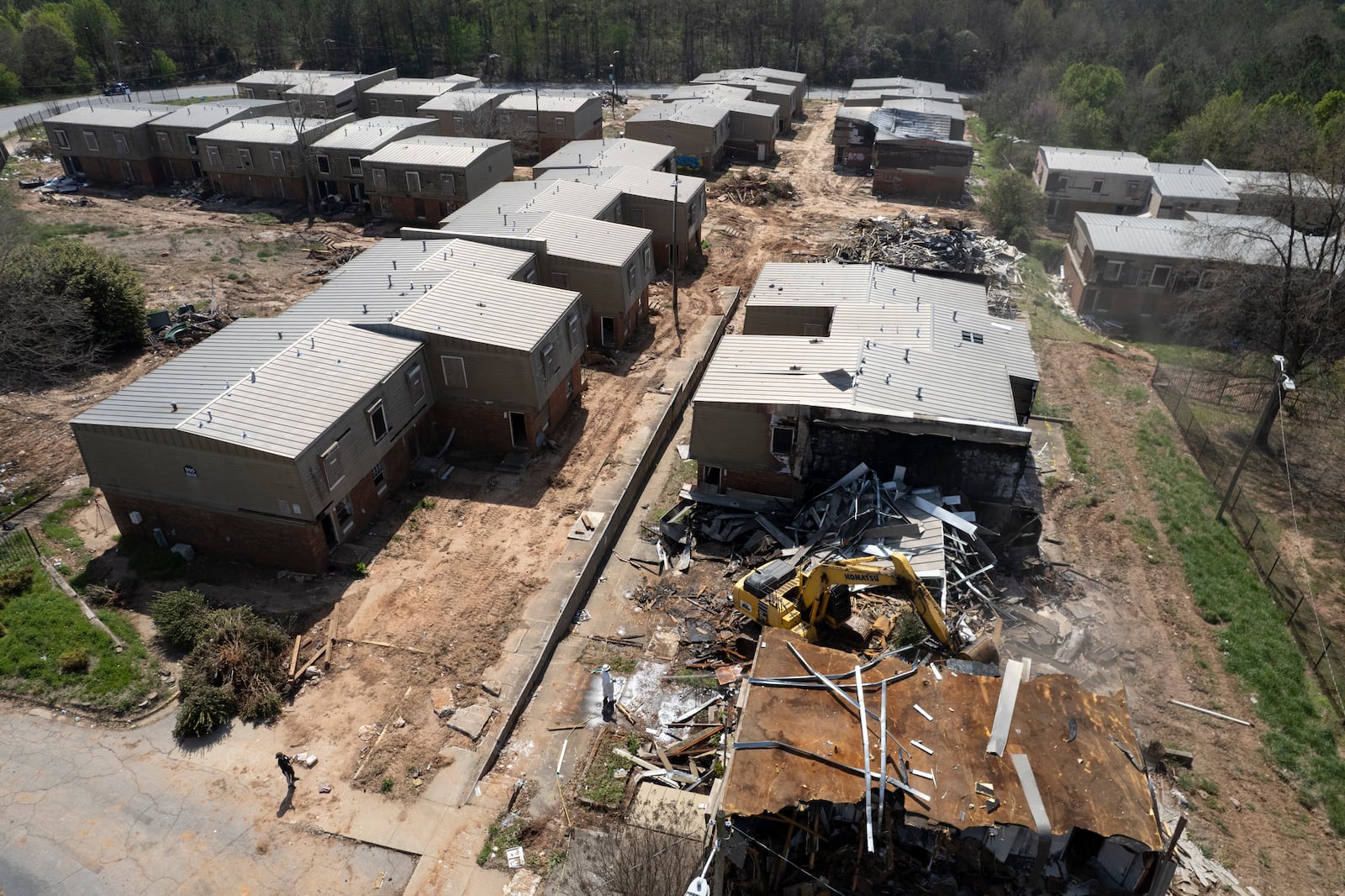 Drone photos of demolition work at the former Forest Cove Apartments on Wednesday, March 20, 2024.   (Ben Gray / Ben@BenGray.com)