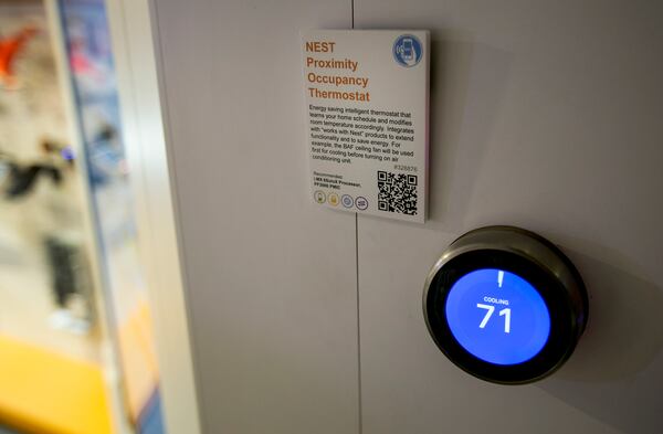 For a new feature on the tech site called "Tech 311" we are going to explain what NXP Semiconductors actually does, through examples of the various devices its chips are in. This is the NEST thermostat. LAURA SKELDING/AMERICAN-STATESMAN