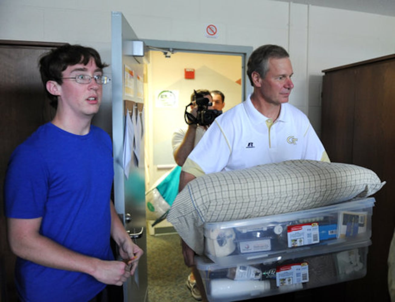 Georgia Tech freshmen move in