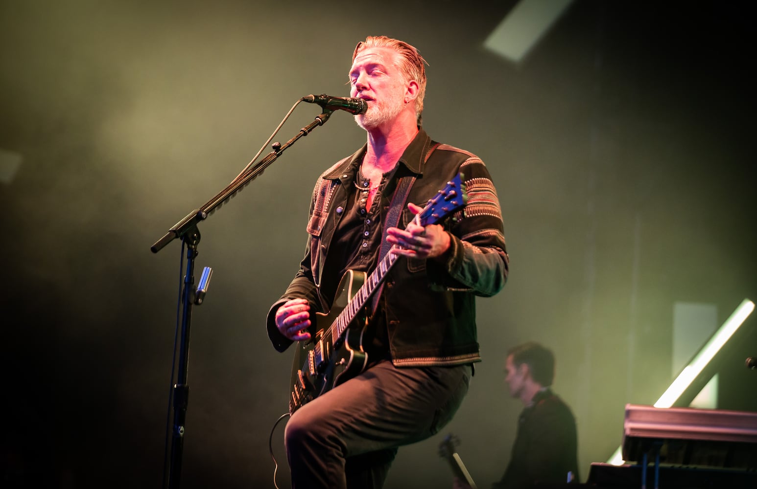 Atlanta, Ga: Queens of the Stoneage put on the tightest set of the day wowing fans and making believers out of everyone at the Piemont Stage. Photo taken Saturday May 4, 2024 at Central Park, Old 4th Ward. (RYAN FLEISHER FOR THE ATLANTA JOURNAL-CONSTITUTION)