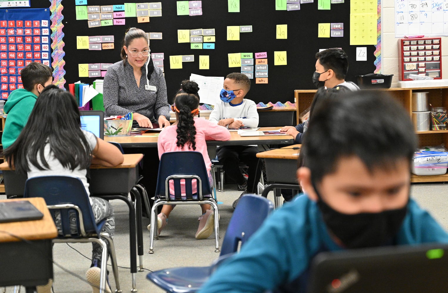 Gwinnett custodian goes from cleaning bathrooms to teaching classrooms