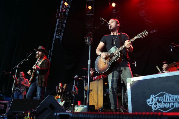 Brothers Osborne warmed up the crowd at a sold-out Verizon Amphitheatre (now Ameris Bank Amphitheatre in Alpharetta) headlined by Chris Stapleton on May 5, 2017. Robb Cohen Photography & Video /RobbsPhotos.com