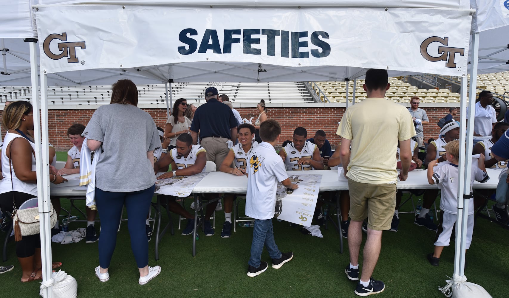 Photos: Fan day at Georgia Tech