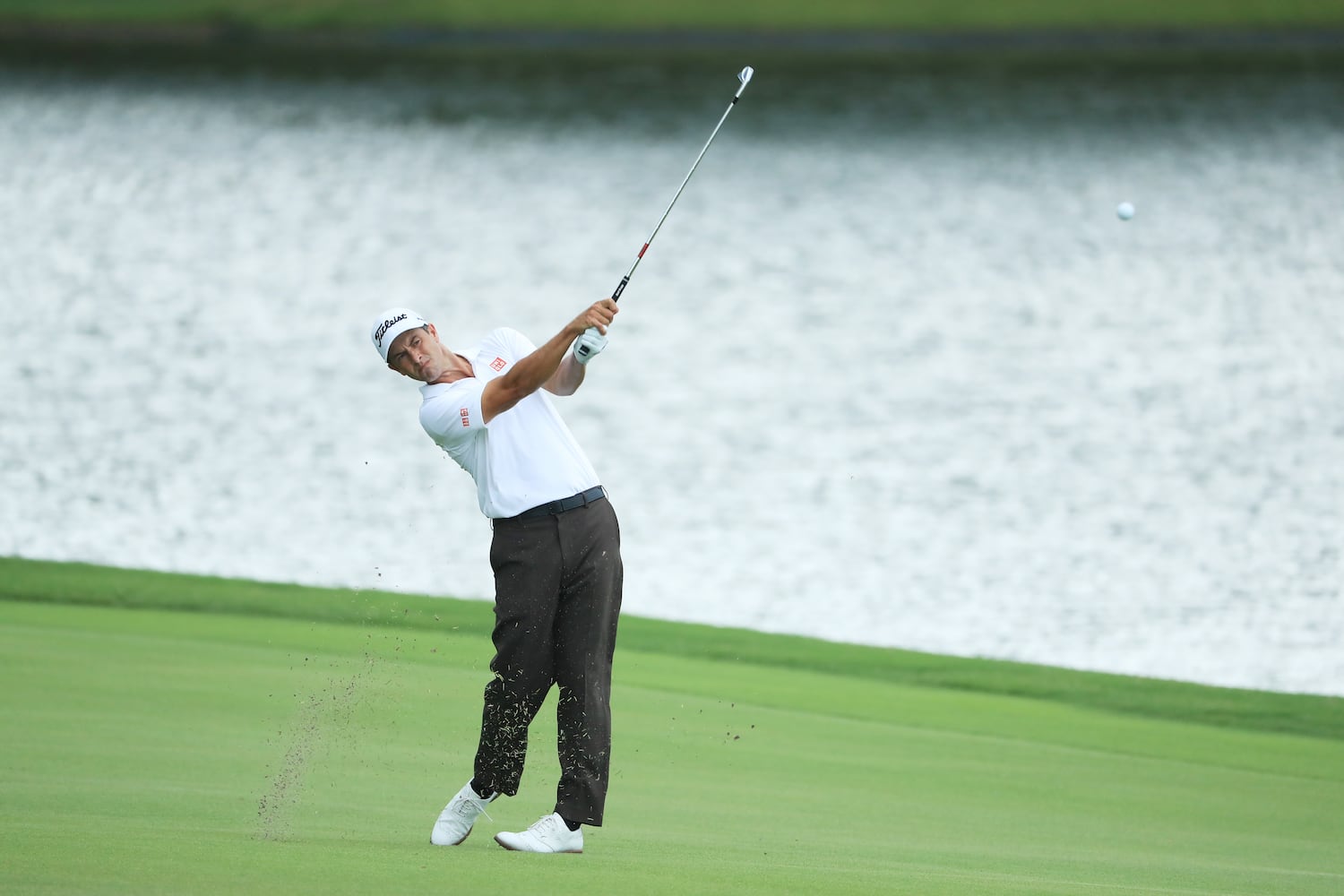 Photos: Lightning strikes during third round of Tour Championship