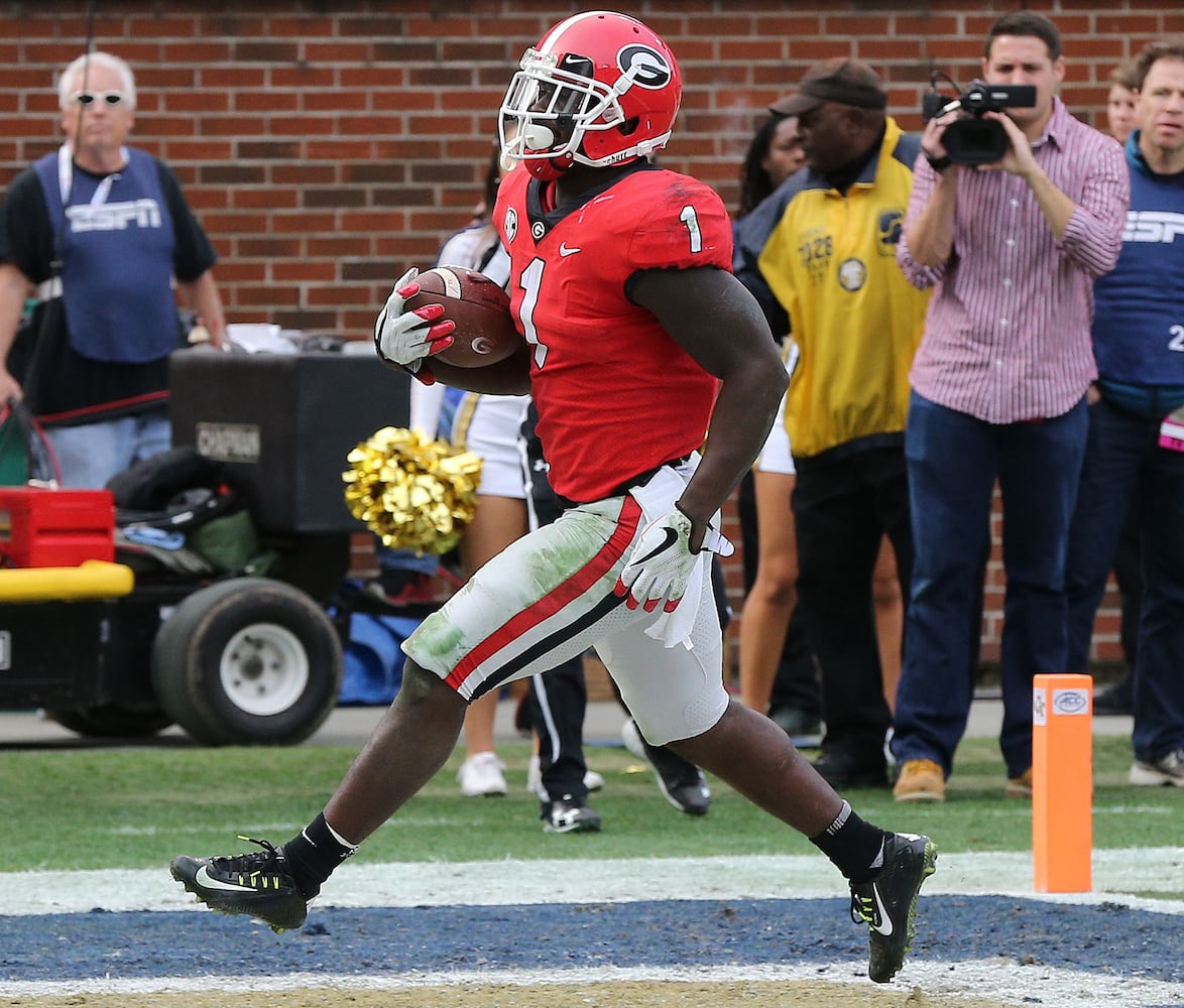 Photos: It’s Georgia in an easy win over Tech