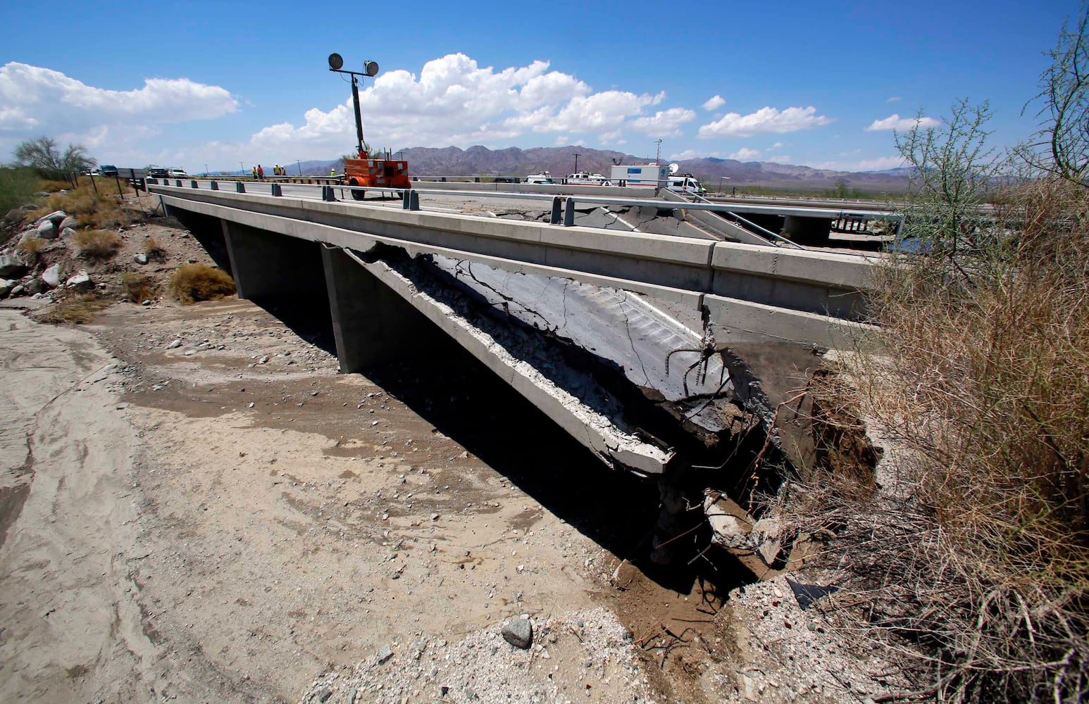 I-10 bridge collapse