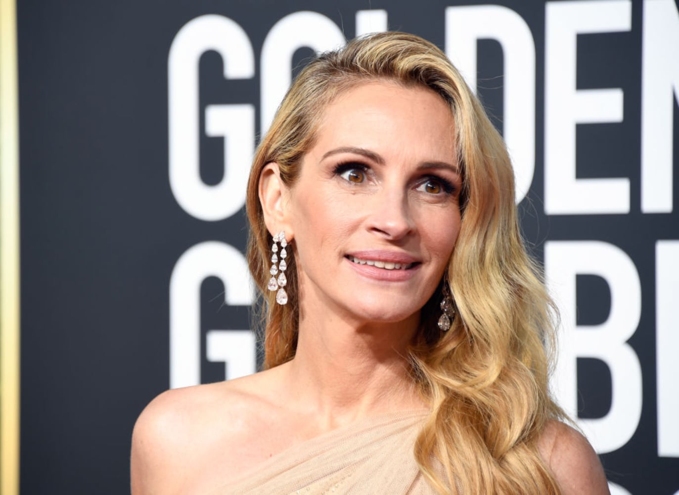 Photos: 2019 Golden Globes red carpet