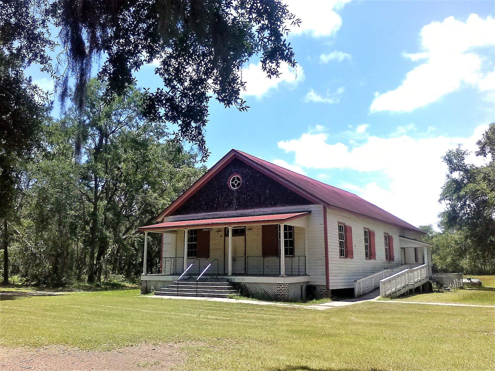 Darrah Hall is one of the many historic structures on the grounds of the Penn Center near Beaufort, South Carolina.
Courtesy of Blake Guthrie