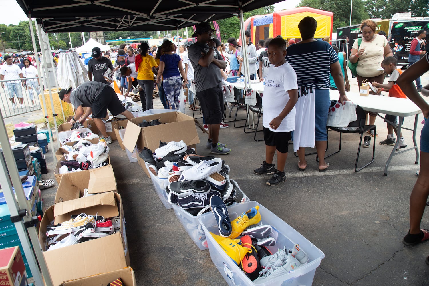 PHOTOS: 21 Savage 4th annual “Issa Back 2 School Drive”