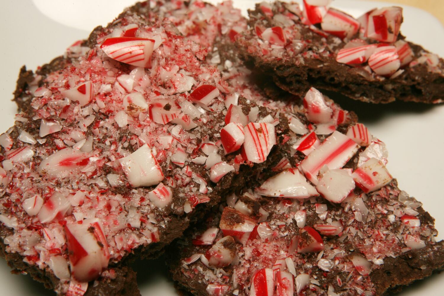 Chocolate Peppermint Crunch Cookie Bark