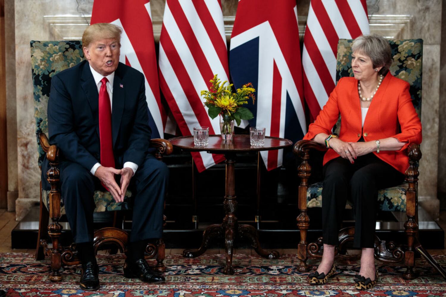 Photos: Protesters greet Trump during UK visit