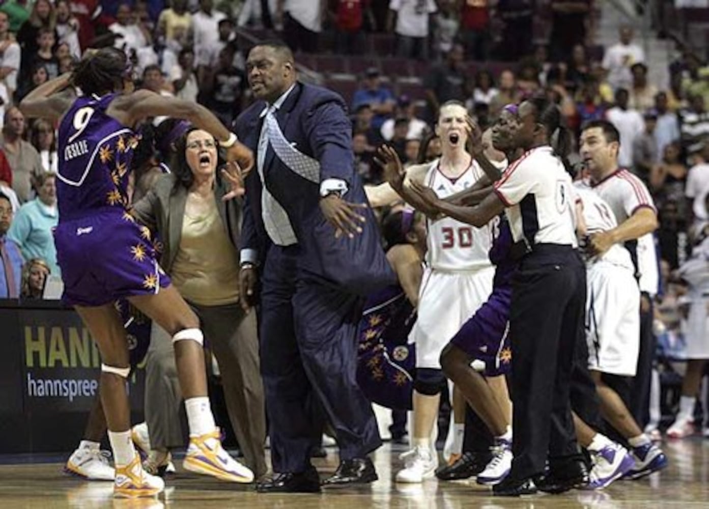 WNBA brawl: Detroit, L.A. players, coaches fight