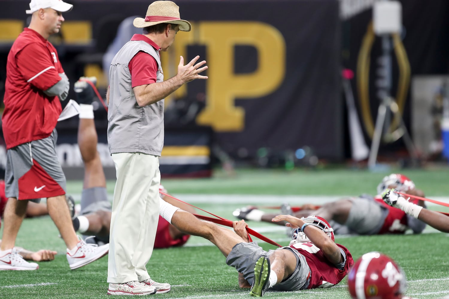 Photos: The scene as Georgia, Alabama prepare for national title game