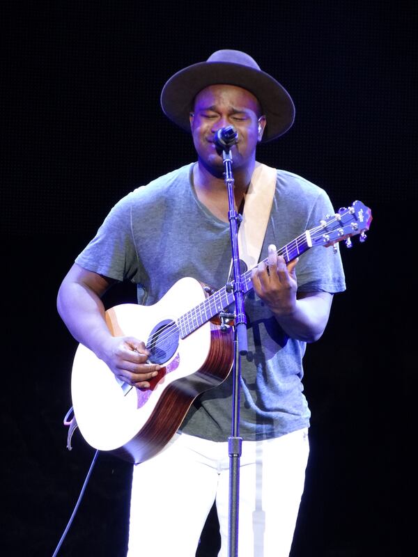 Alabama's CJ Harris does a soulful version of John Mayer's "Gravity." He sounded in pitch - for him. CREDIT: Rodney Ho/rho@ajc.com