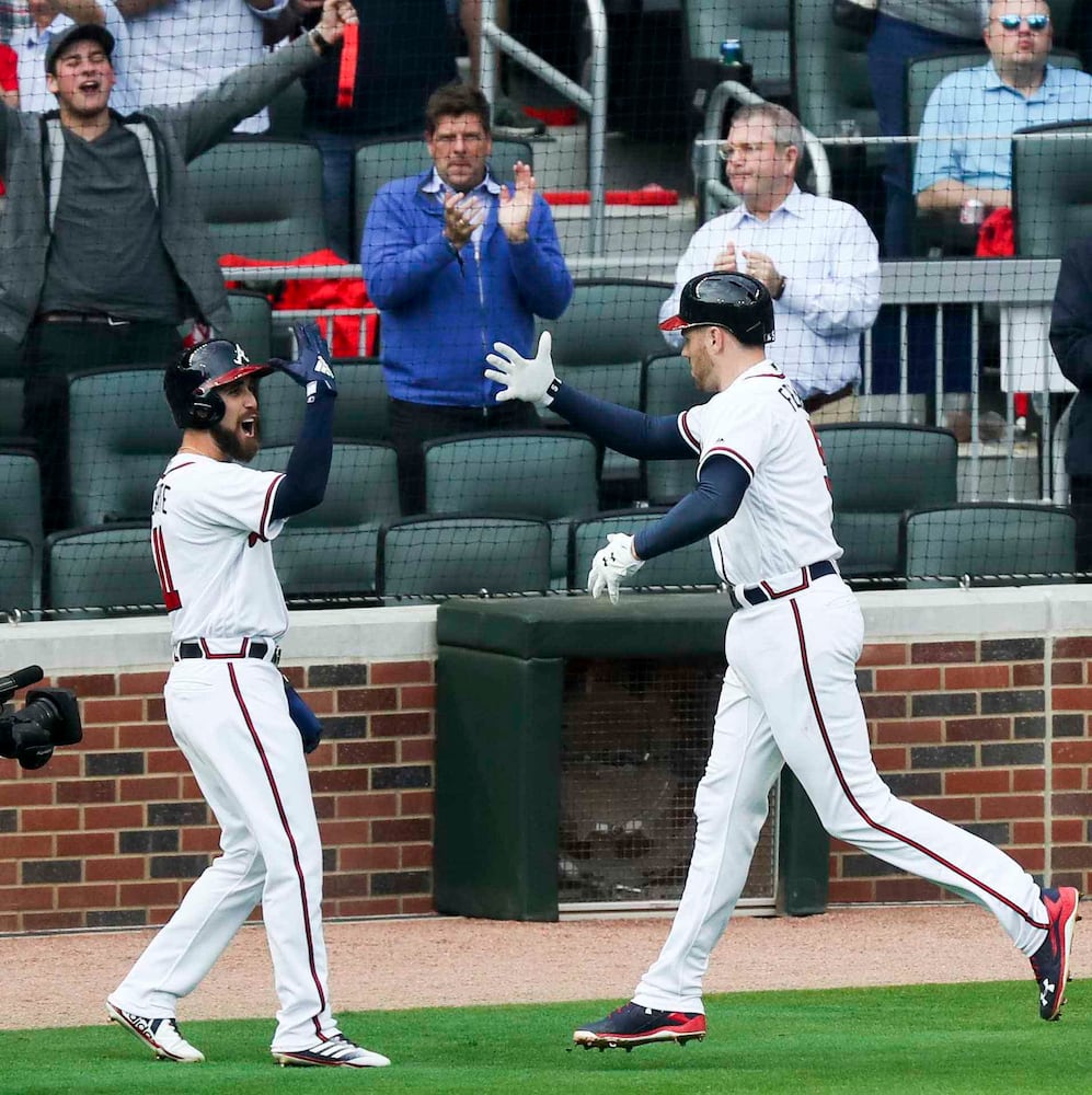 Photos: Markakis gives Braves a walkoff win over the Phillies