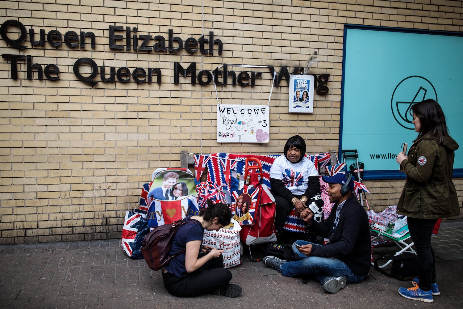 Photos: Royal baby watch: Kate Middleton, Duchess of Cambridge, in labor