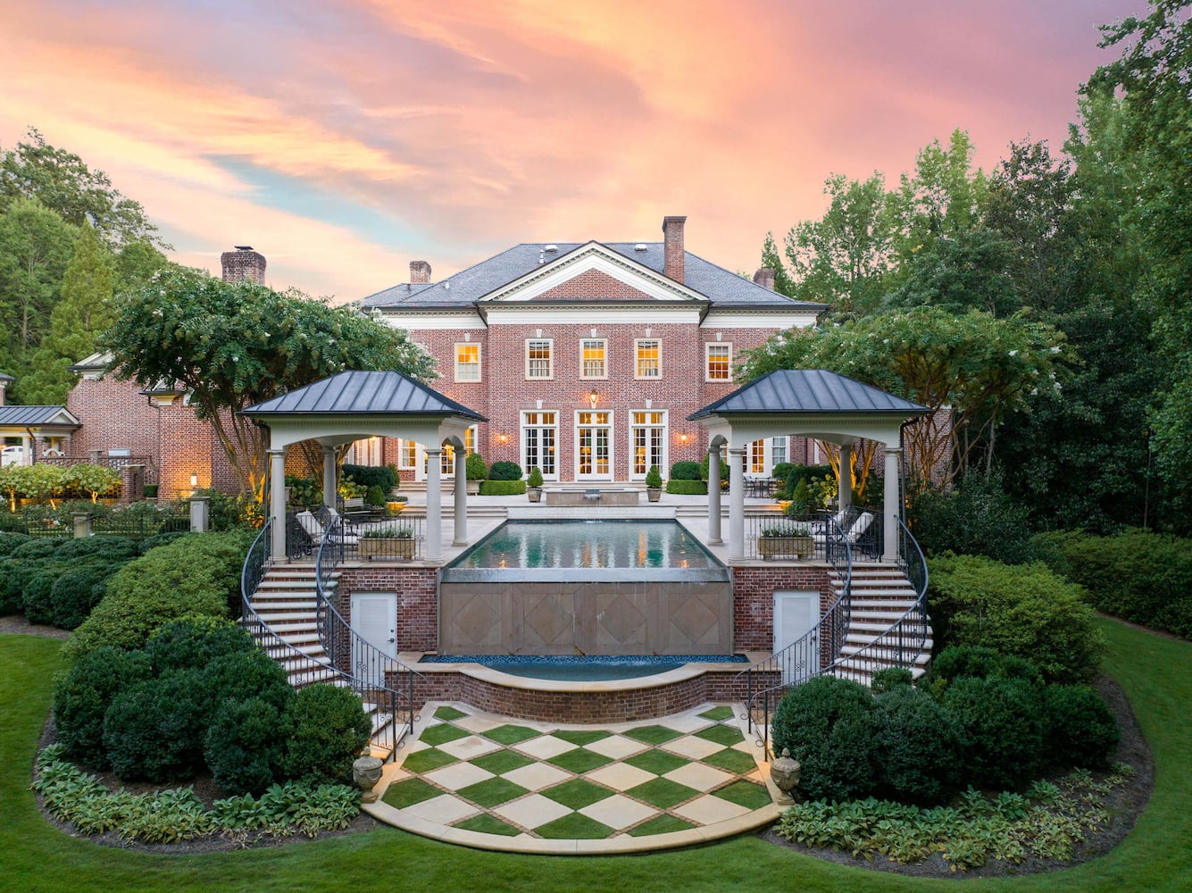 $13 million Buckhead mansion breaks Atlanta record, looks luxurious doing it