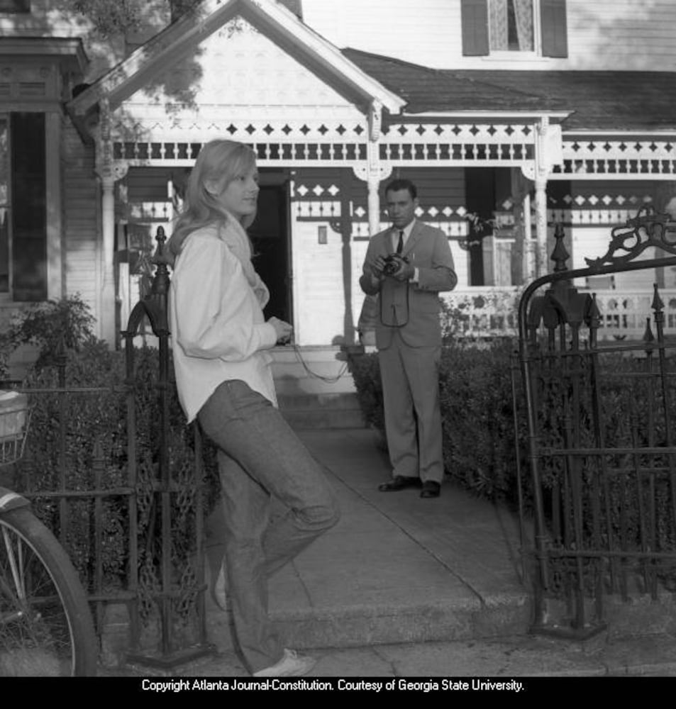 Flashback Photos: On set of "The Heart is a Lonely Hunter" in 1967