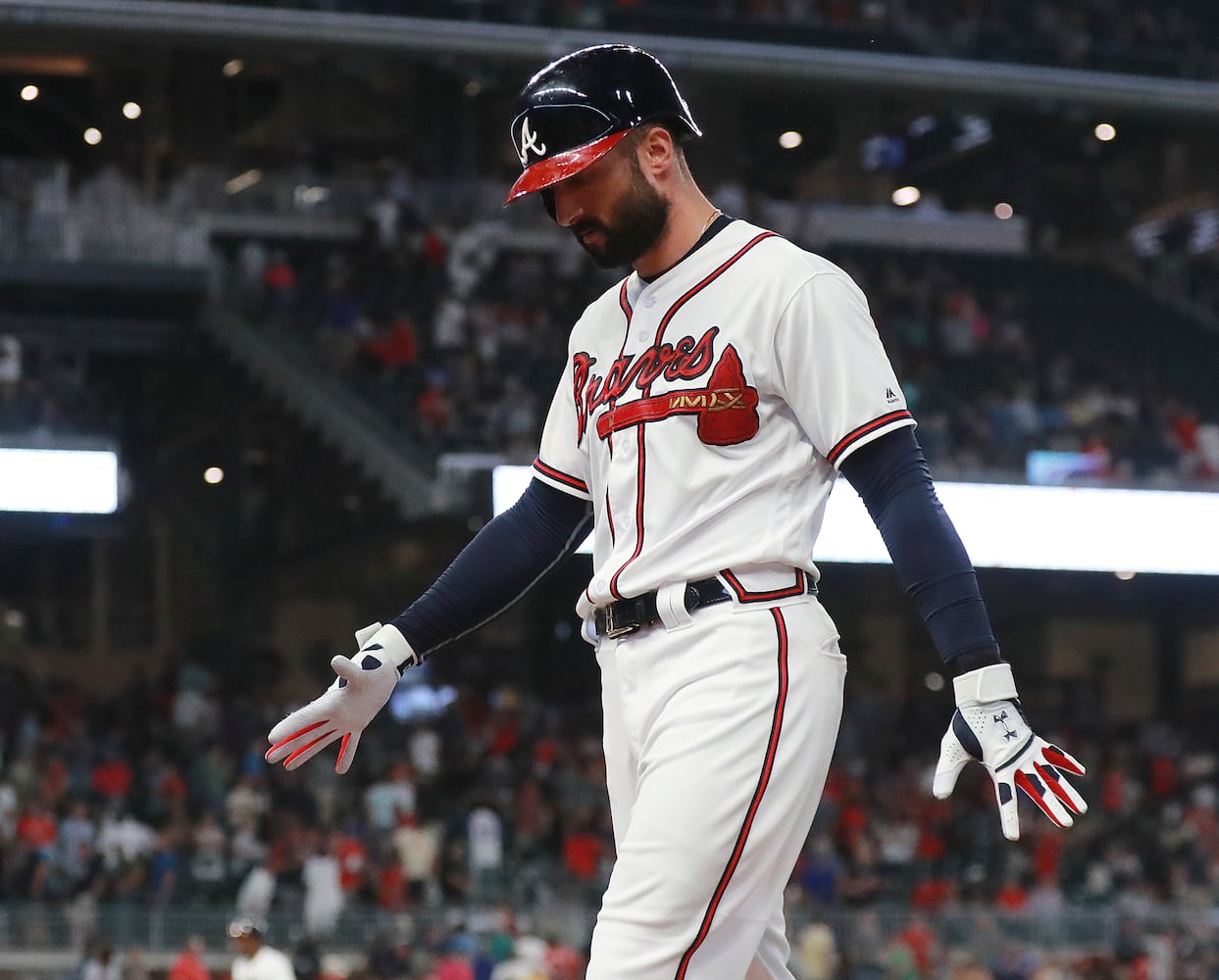 Photos: Braves fall to the Phillies