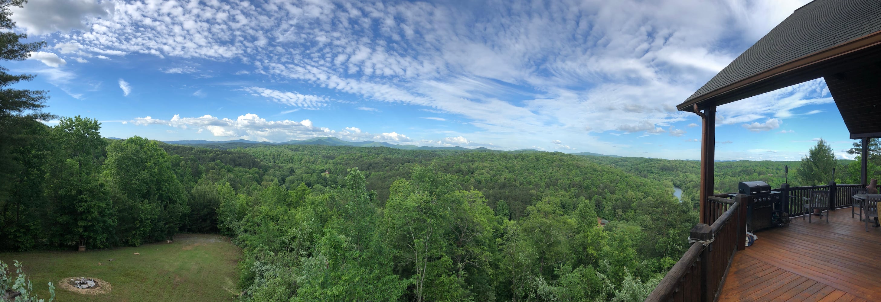 This beautiful Blue Ridge Airbnb might have the best views in Georgia