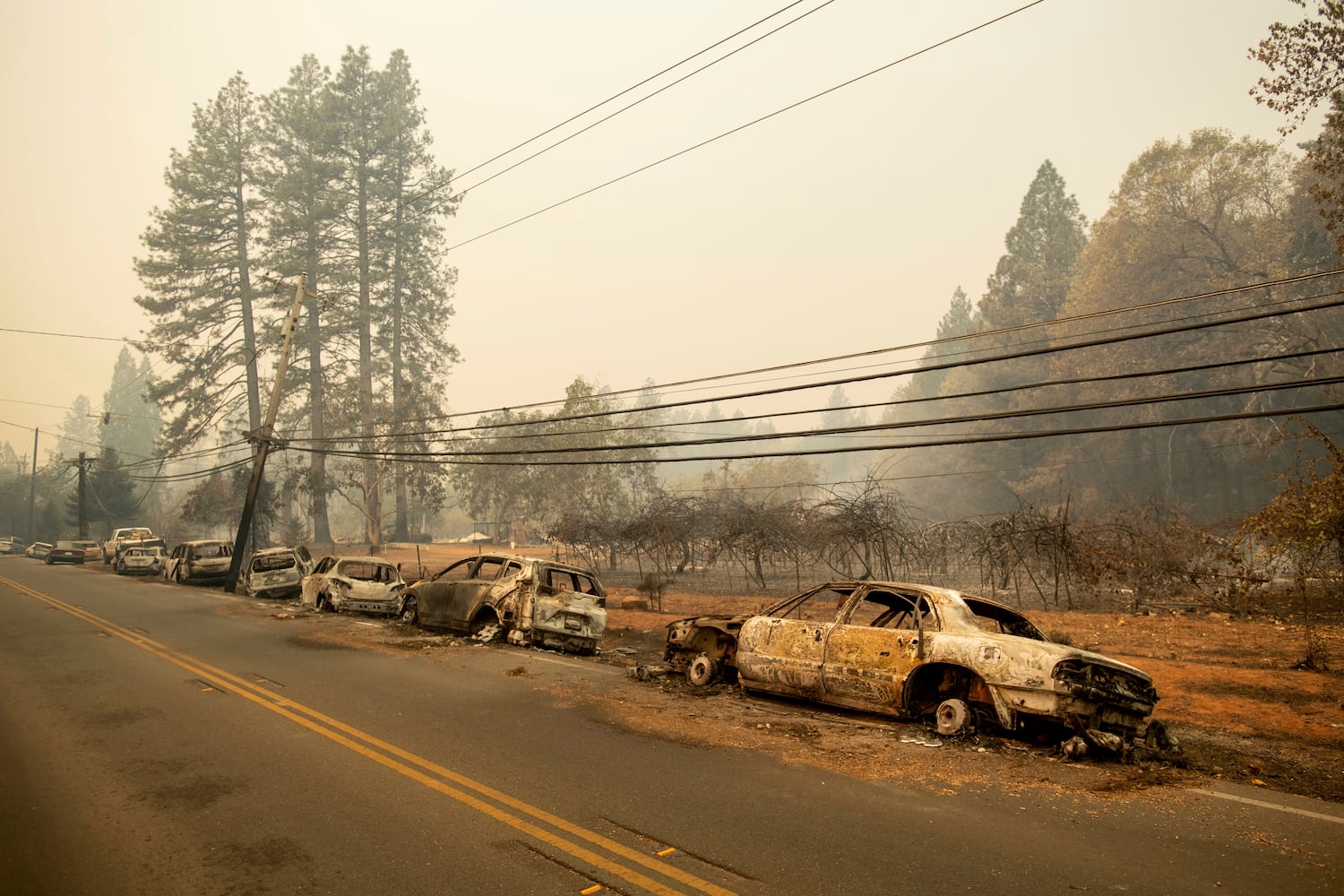 Photos: Deadly wildfires blaze through northern, southern California