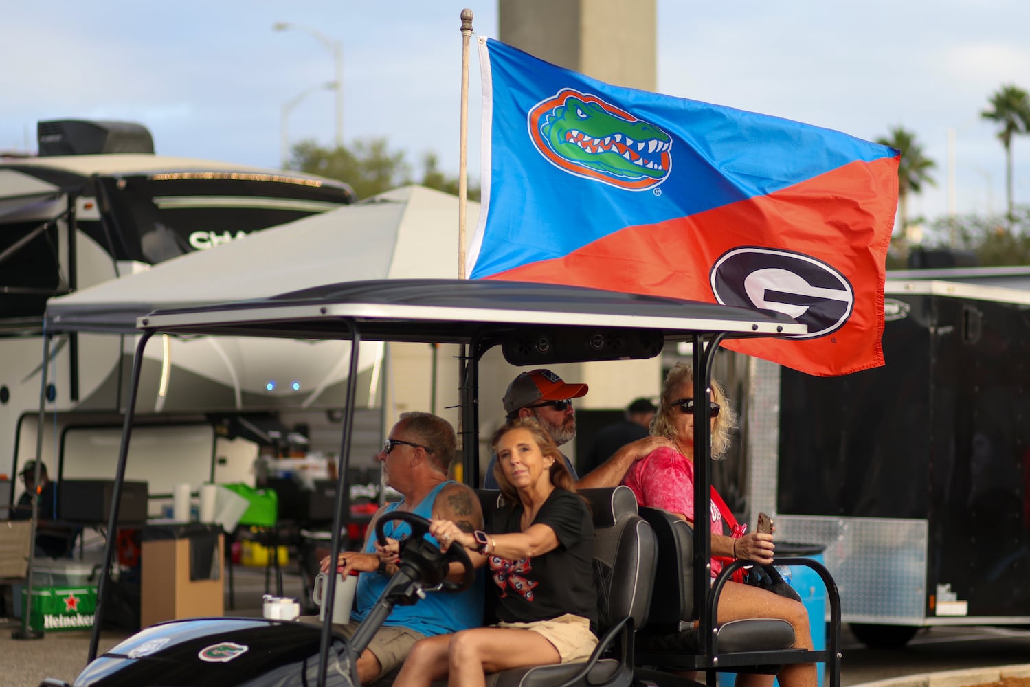 110224 uga tailgating